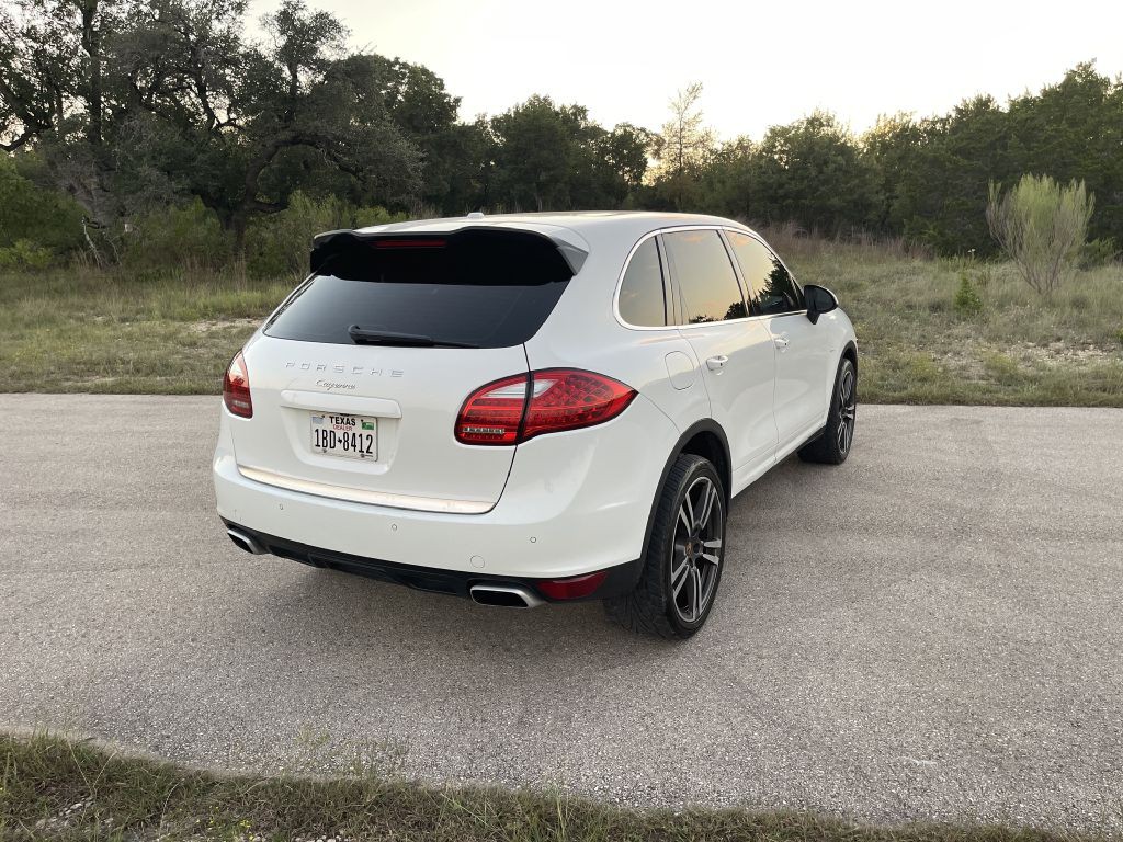 2014 Porsche Cayenne Image 9