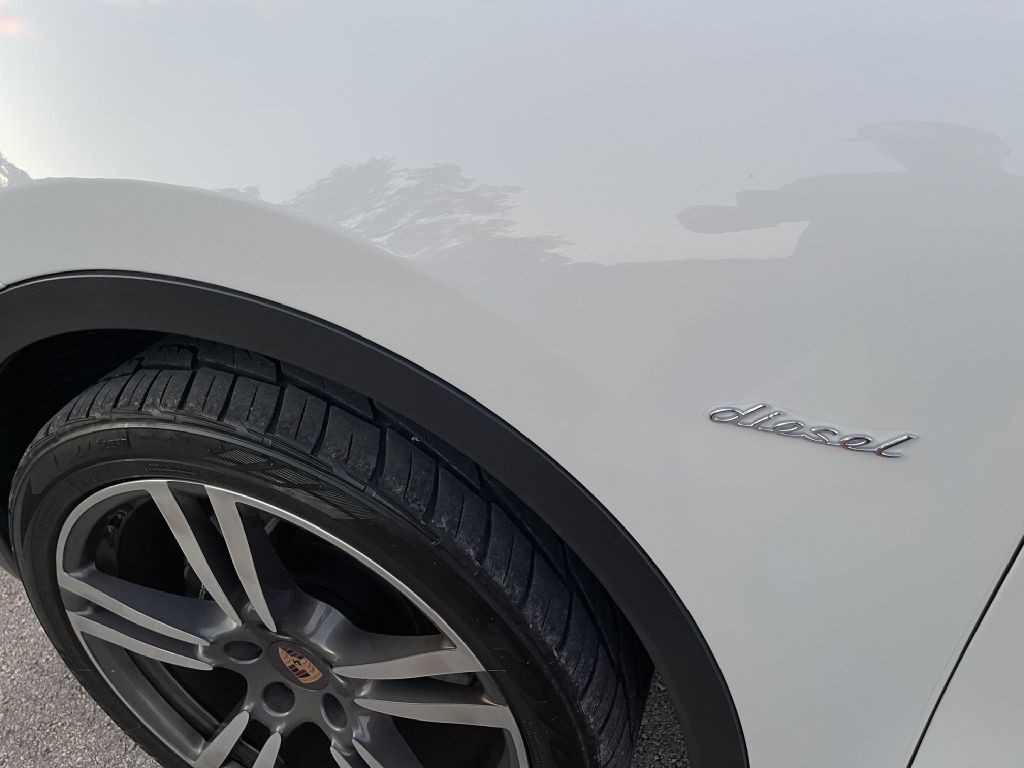 2014 Porsche Cayenne Image 17