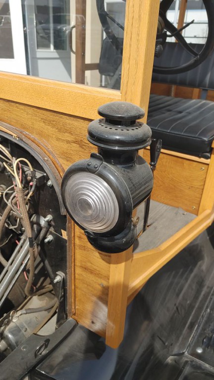 2025 Ford Model T Image 12