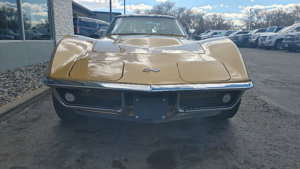 1969 Chevrolet Corvette Image 2