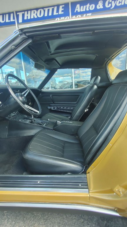 1969 Chevrolet Corvette Image 9
