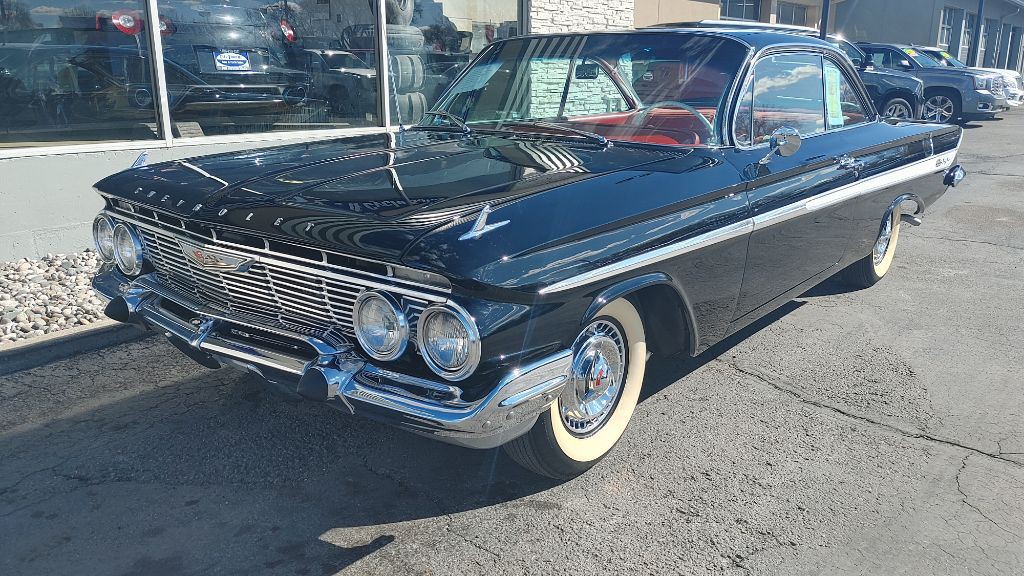 1961 Chevrolet Impala Image 1