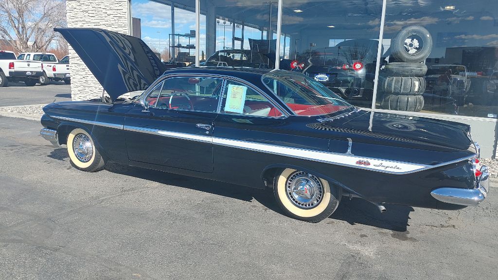 1961 Chevrolet Impala Image 14
