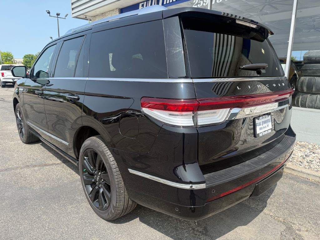 2023 Lincoln Navigator Image 7