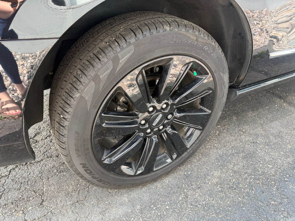 2023 Lincoln Navigator Image 8