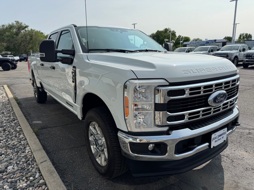 2023 Ford F-350 Image 4
