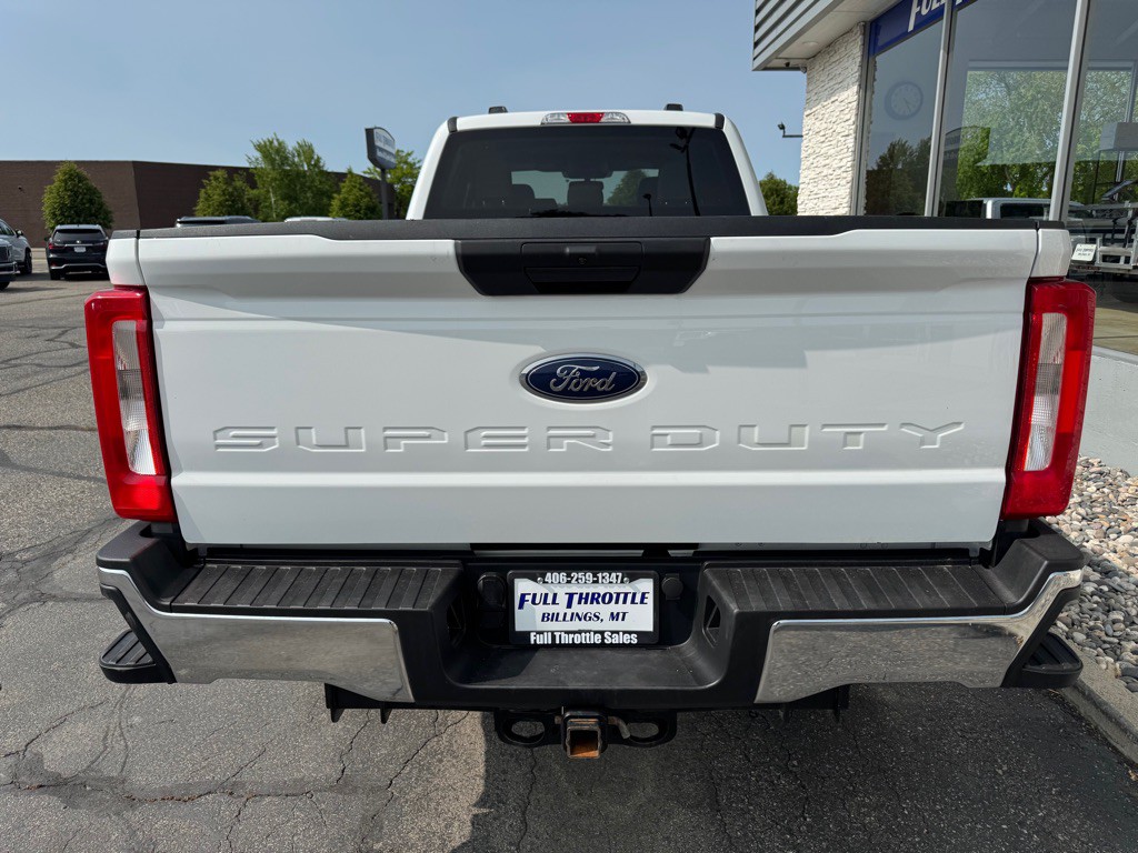 2023 Ford F-350 Image 7