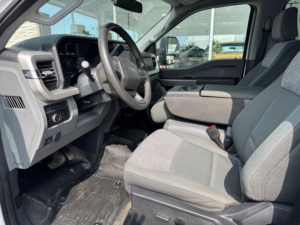 2023 Ford F-350 Image 12