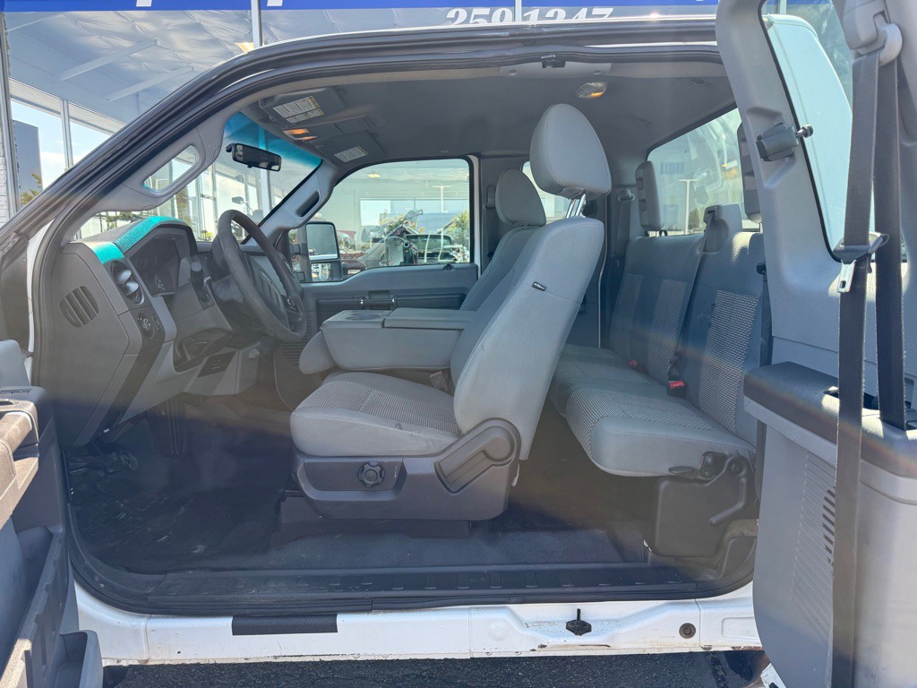 2012 Ford F-350 Image 9