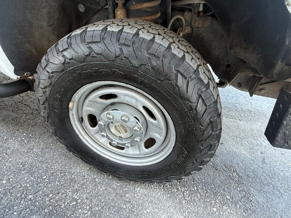 2012 Ford F-350 Image 9