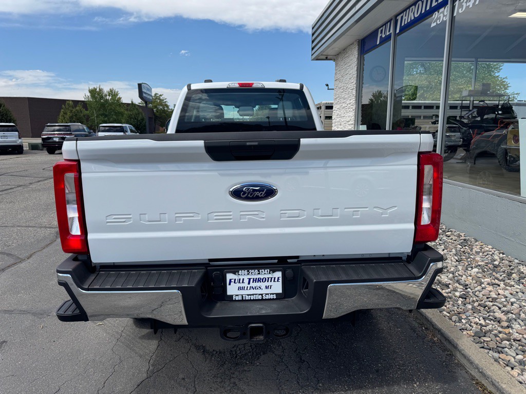 2023 Ford F-350 Image 5