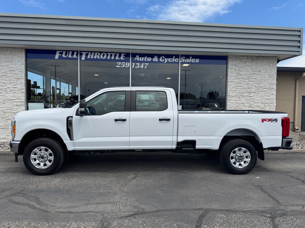 2023 Ford F-350 Image 9