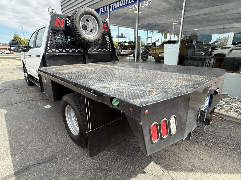 2023 Ford F-350 Image 4