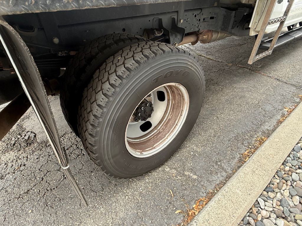 2023 Ford F-350 Image 7