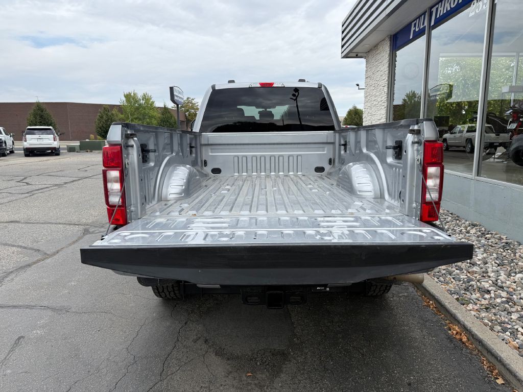 2022 Ford F-350 Image 8