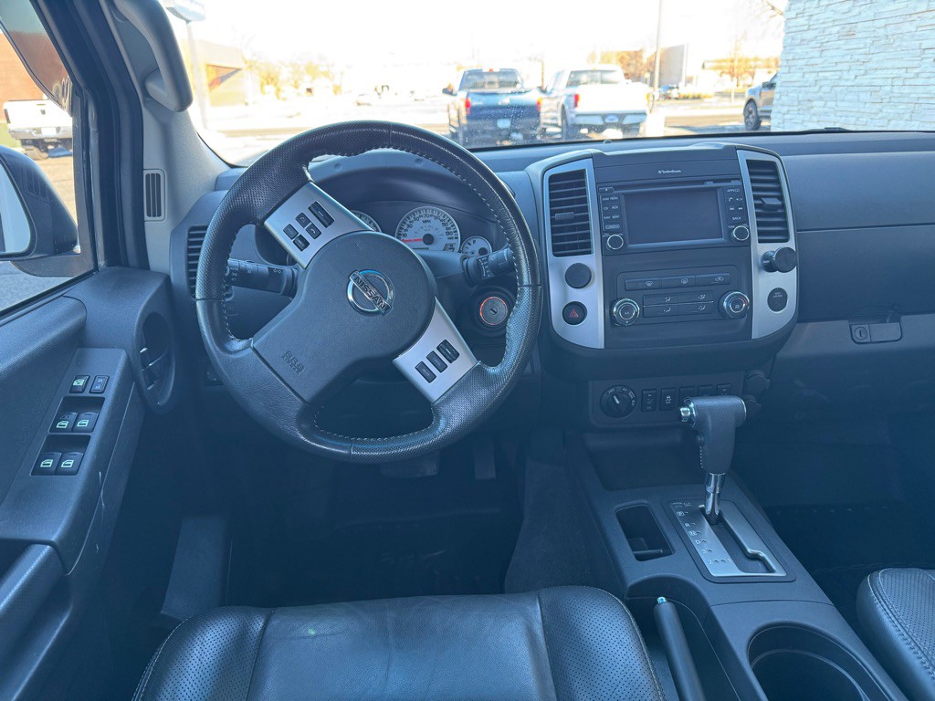 2015 Nissan Xterra Image 10