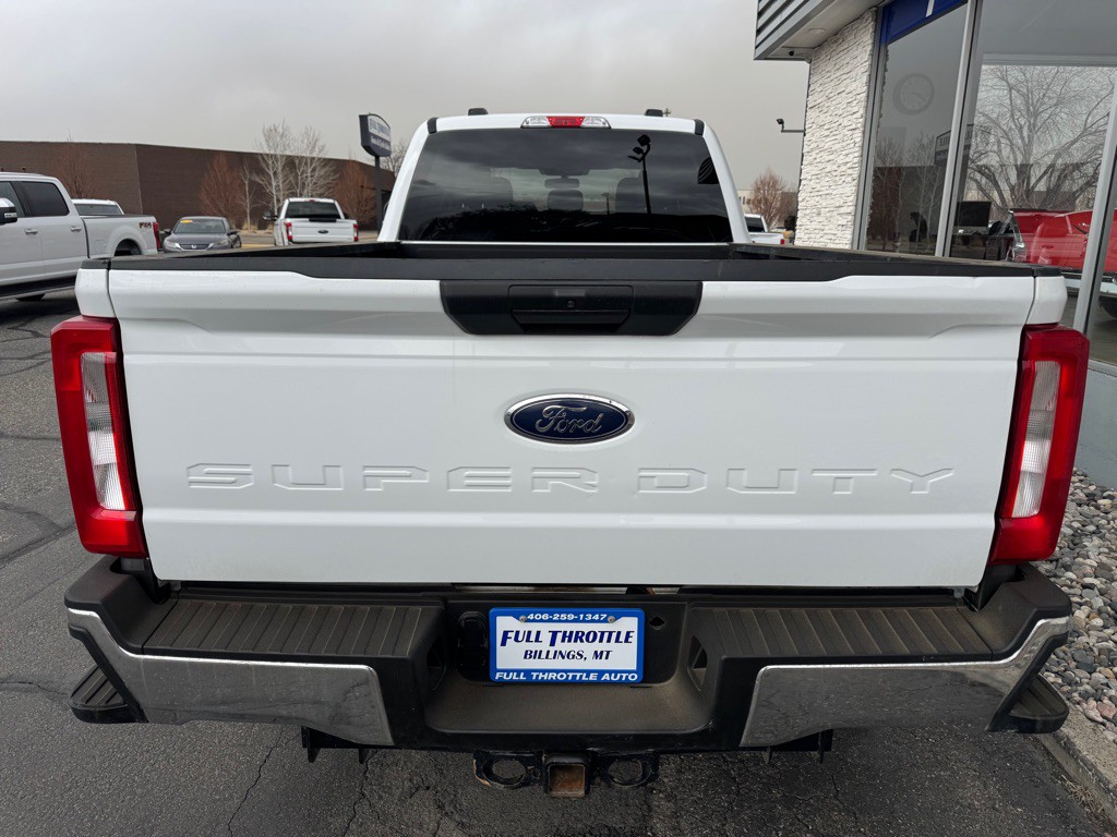 2023 Ford F-350 Image 5