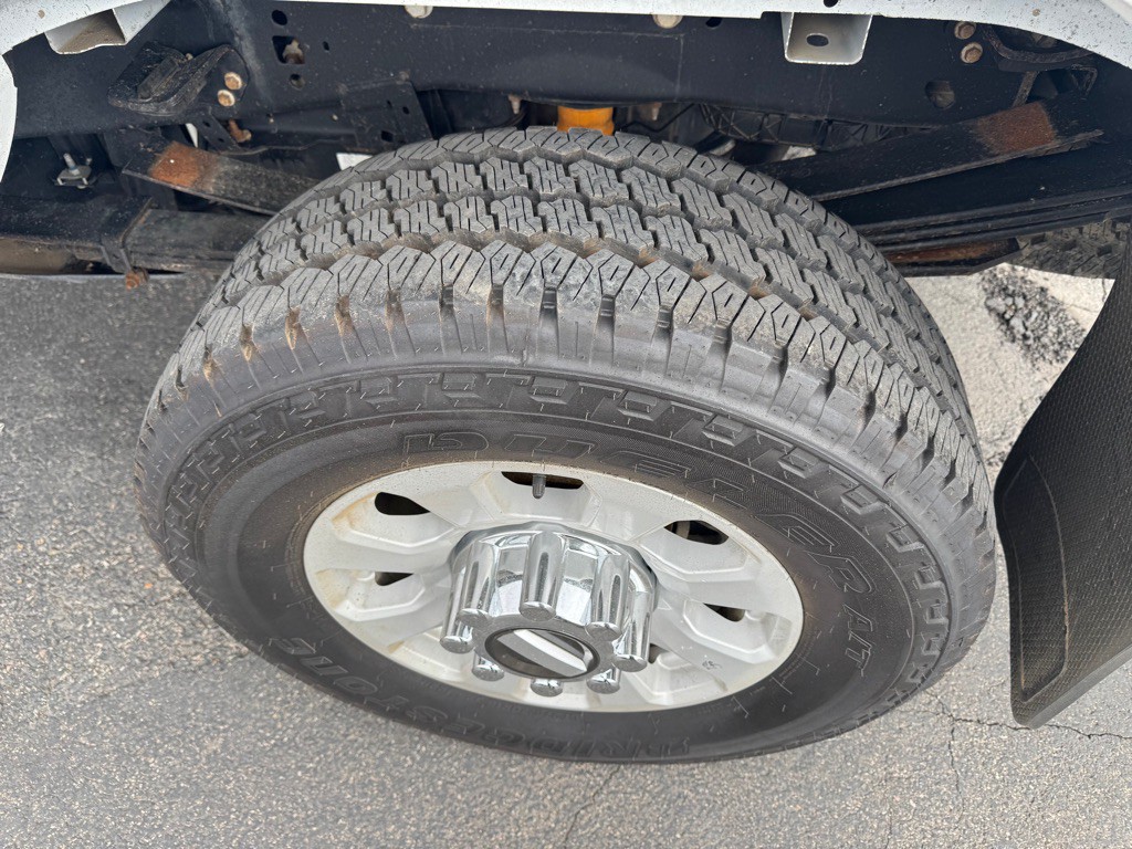 2023 Ford F-350 Image 9