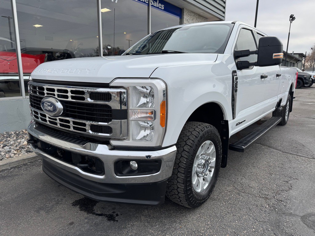 2023 Ford F-250 Image 1