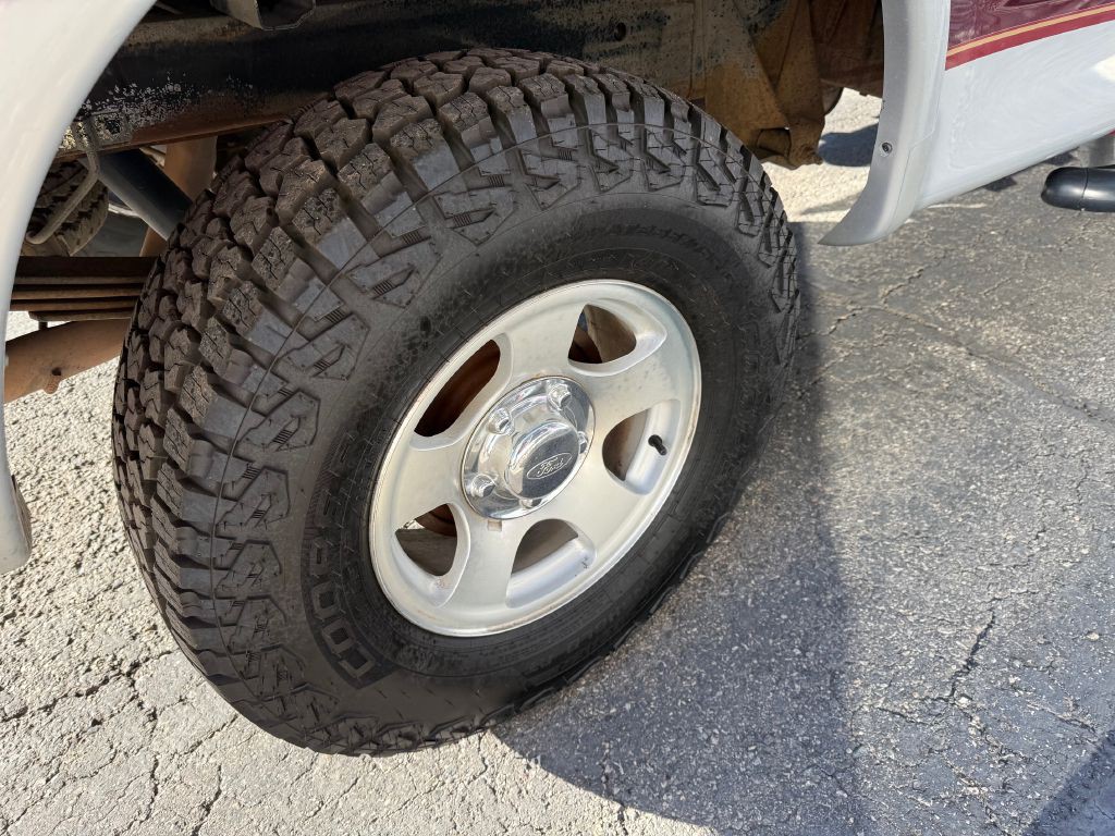 1999 Ford F-150 Image 10