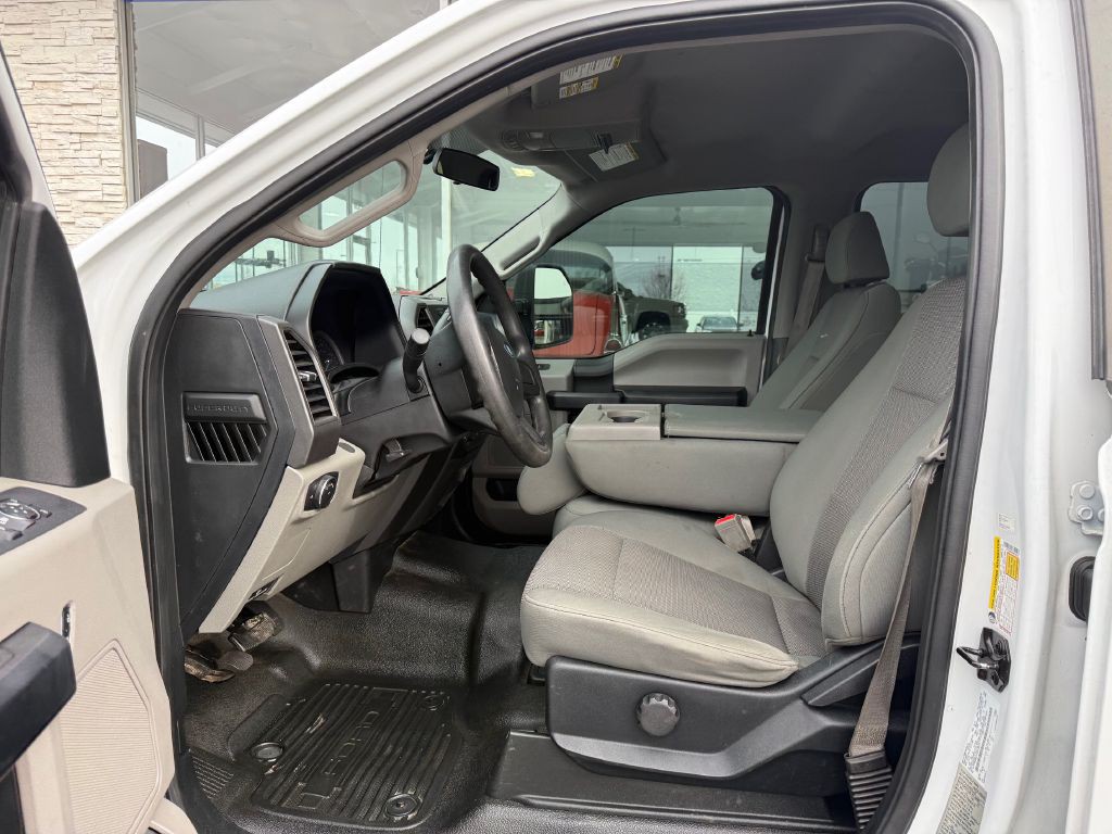 2017 Ford F-250 Image 8