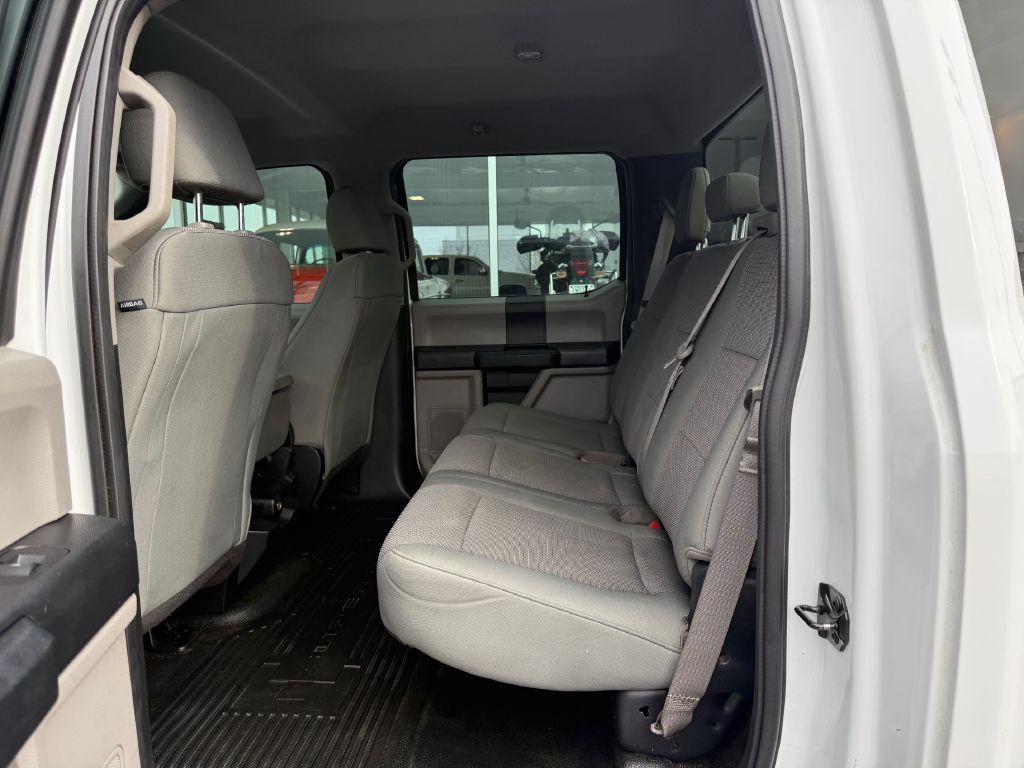 2017 Ford F-250 Image 9