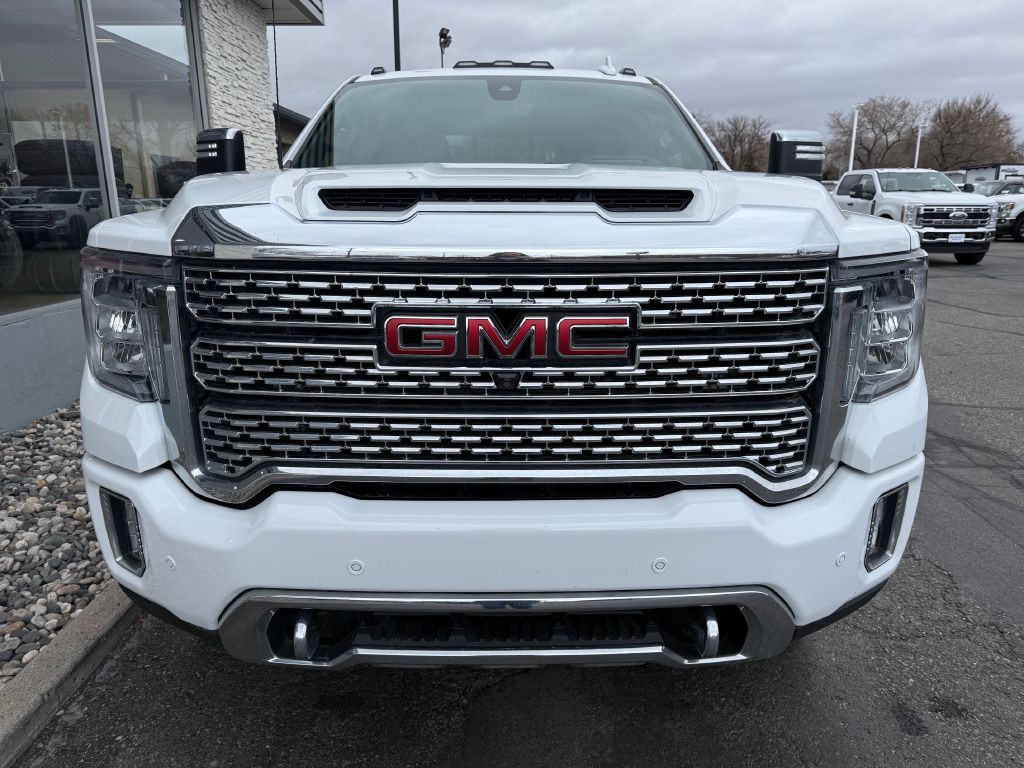 2022 GMC Sierra 3500 Image 2