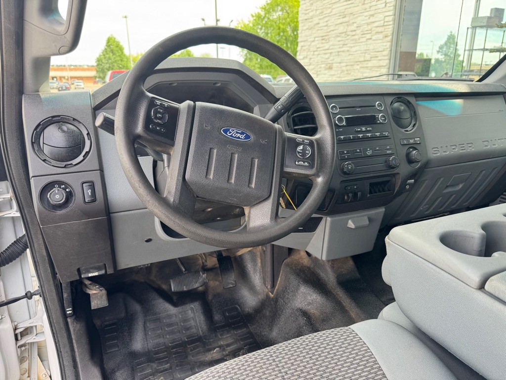 2012 Ford F-350 Image 12