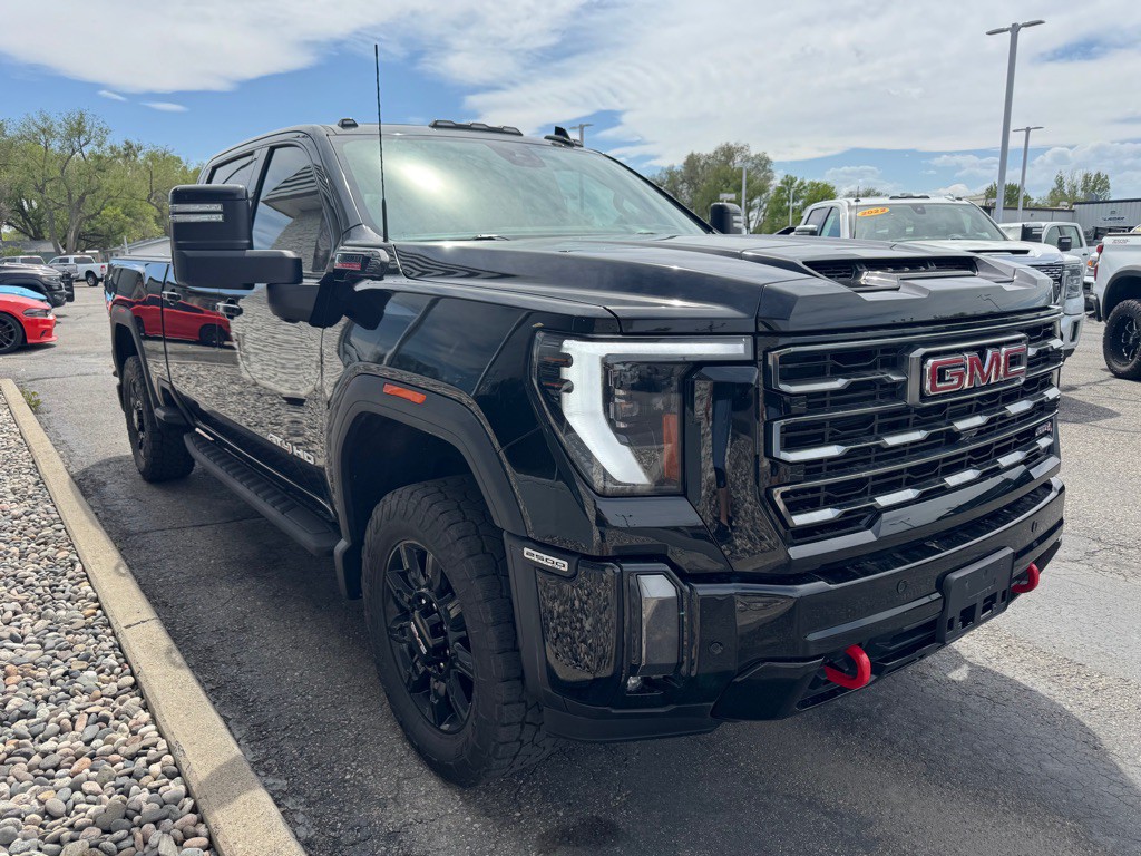 2024 GMC Sierra Image 4