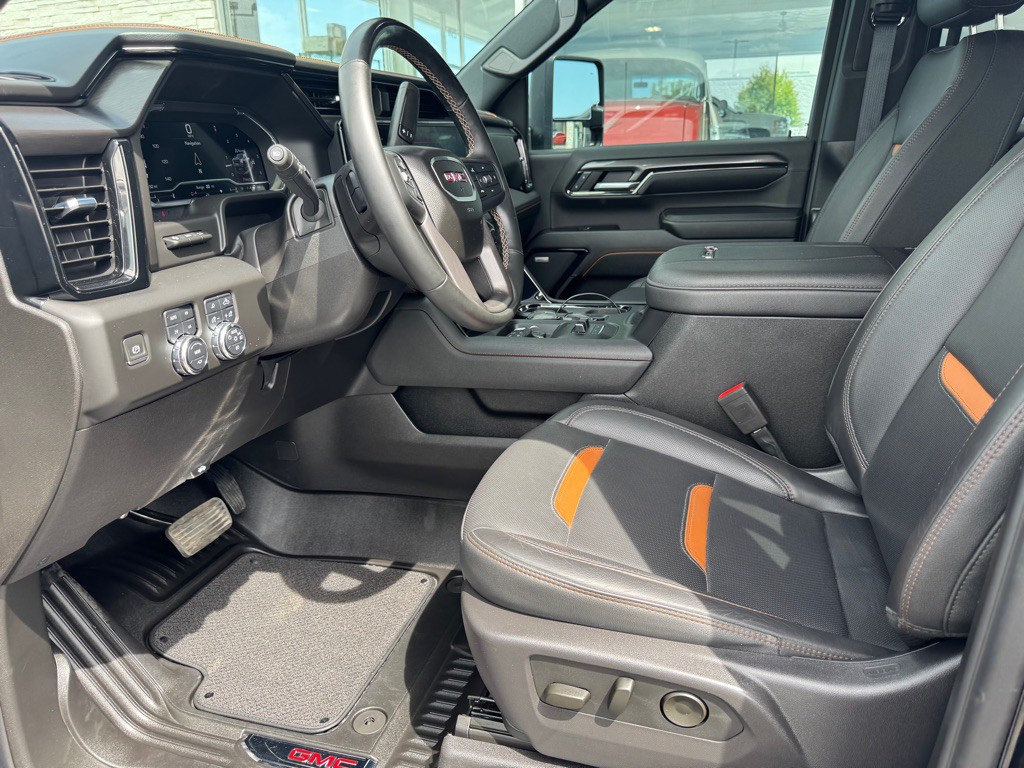 2024 GMC Sierra Image 11