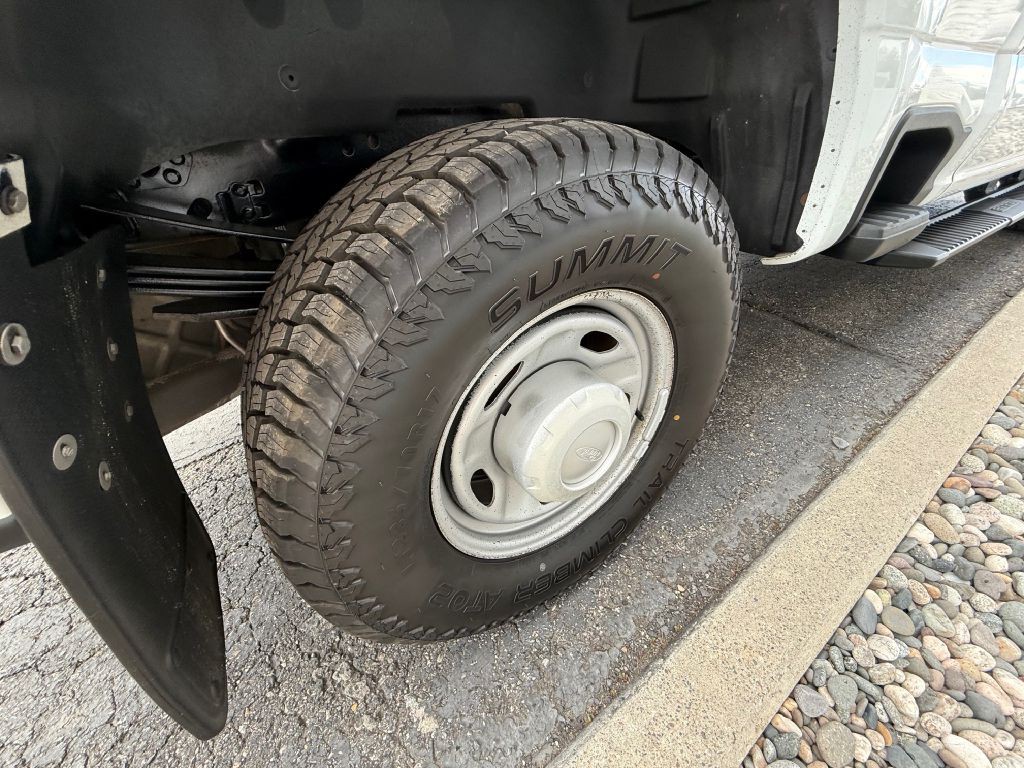 2023 Ford F-350 Image 9