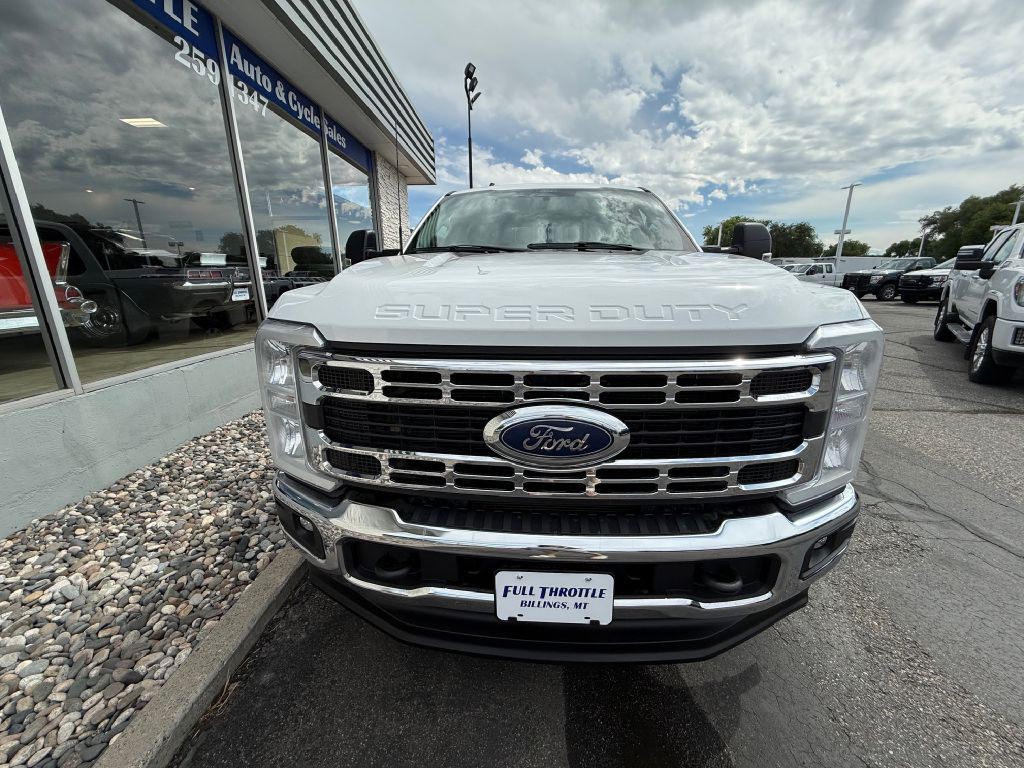 2024 Ford F-350 Image 2