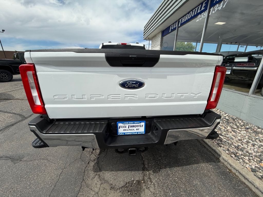 2024 Ford F-350 Image 6