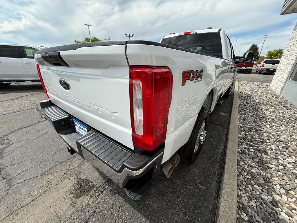 2024 Ford F-350 Image 7