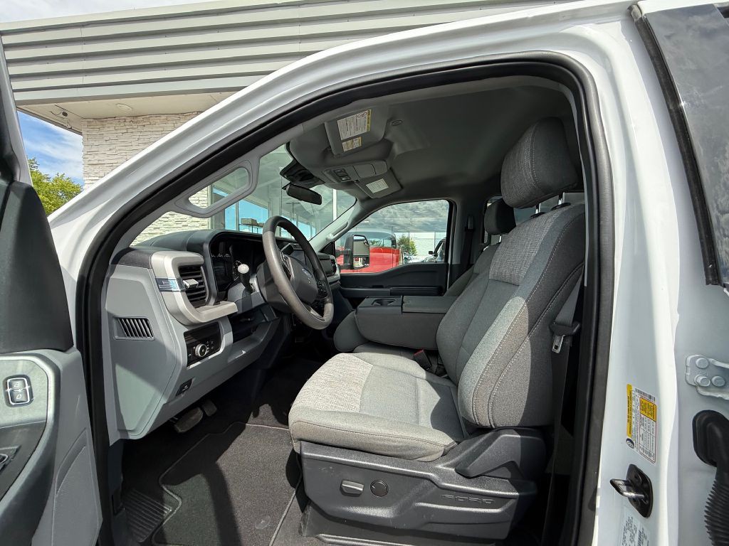 2024 Ford F-350 Image 11