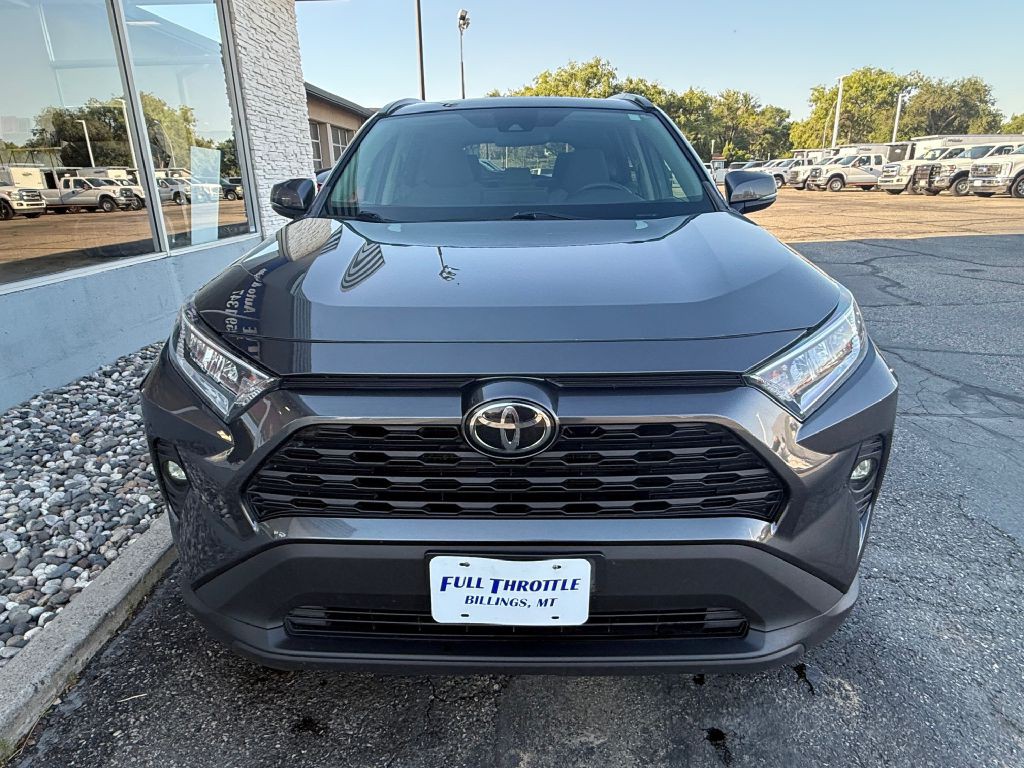 2019 Toyota Rav4 Image 2