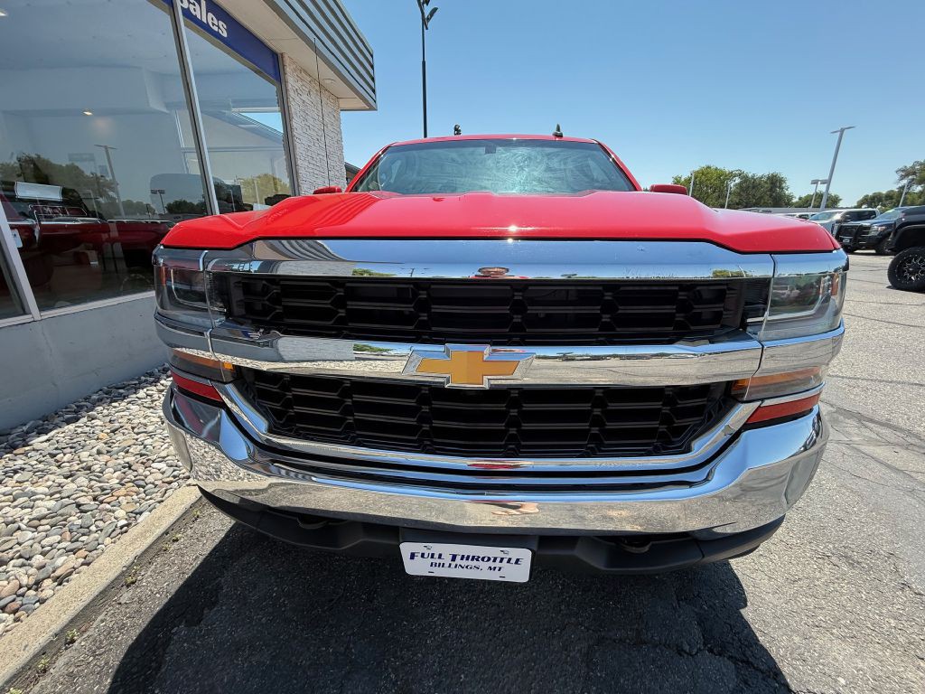 2017 Chevrolet Silverado 1500 Image 2