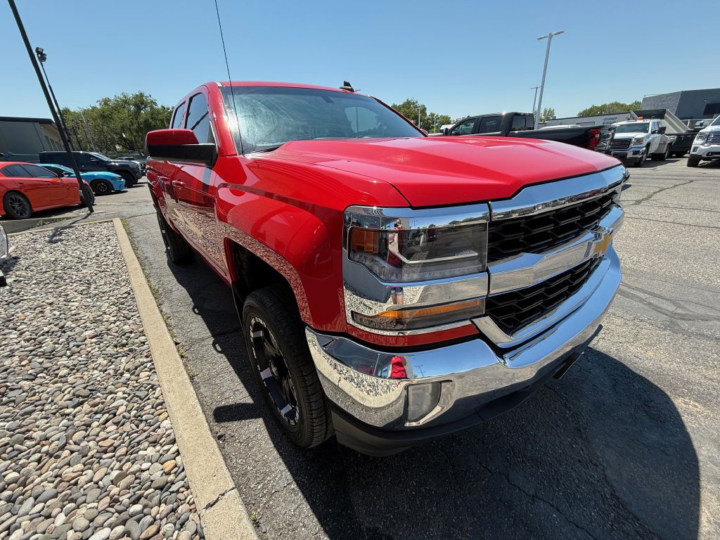 2017 Chevrolet Silverado 1500 Image 3