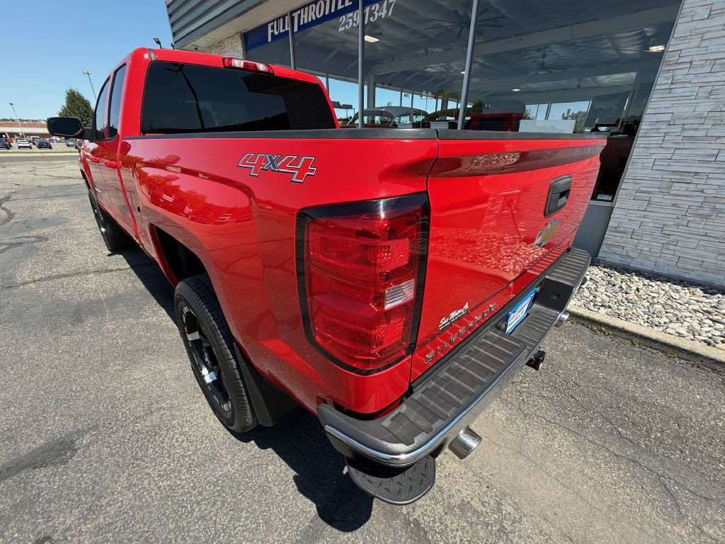 2017 Chevrolet Silverado 1500 Image 4