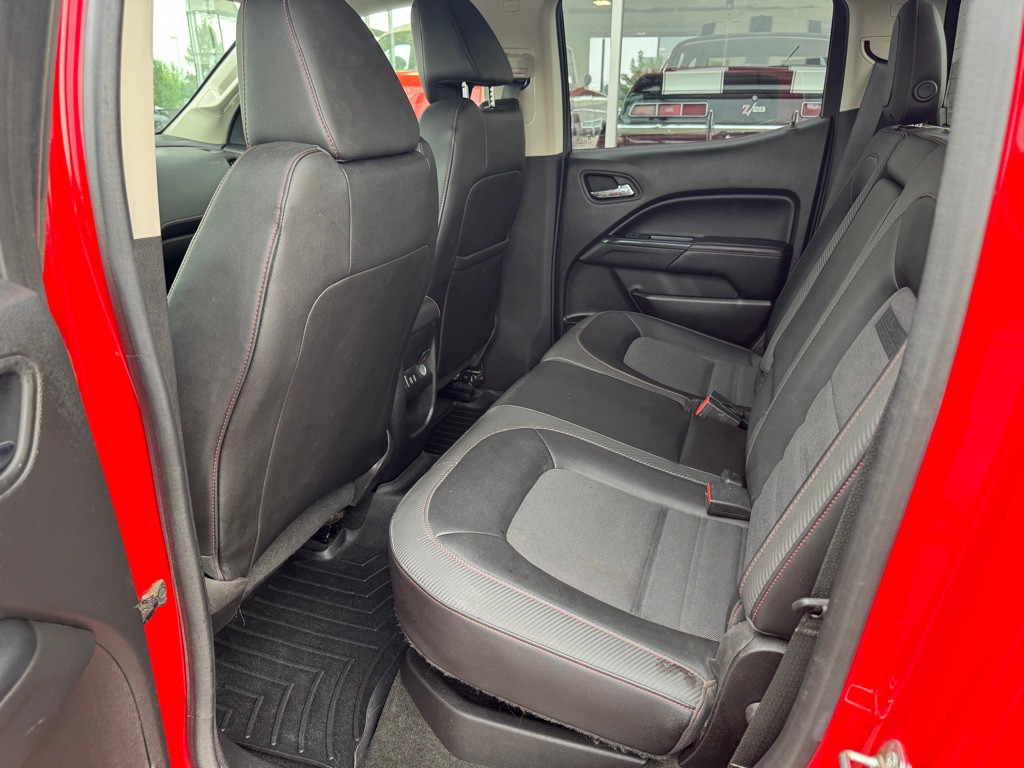 2016 GMC Canyon Image 10
