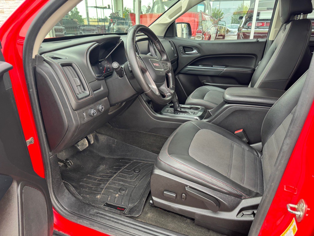 2016 GMC Canyon Image 12