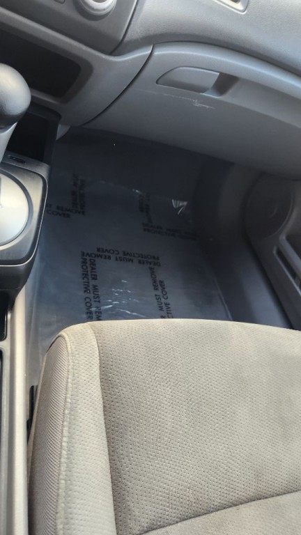 2011 Honda Civic Image 11