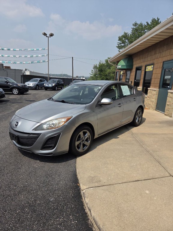 2010 Mazda Mazda3 Image 2