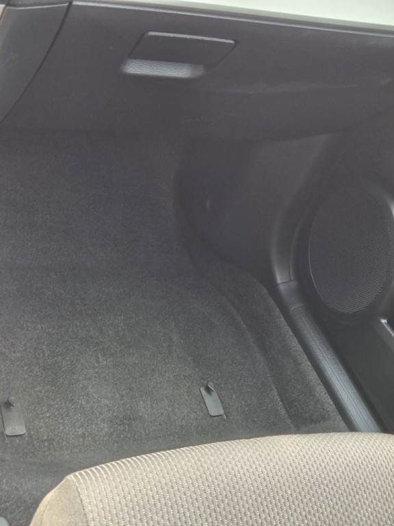 2010 Mazda Mazda3 Image 11