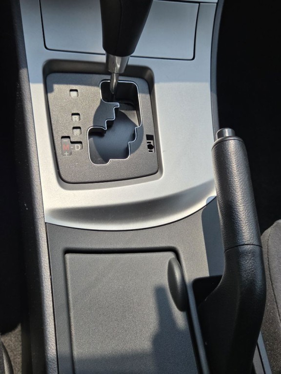 2010 Mazda Mazda3 Image 12
