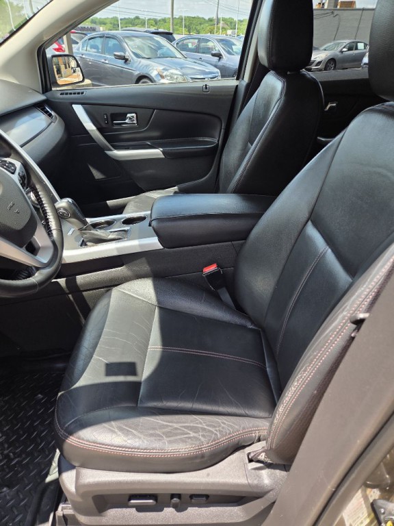 2013 Ford Edge Image 16