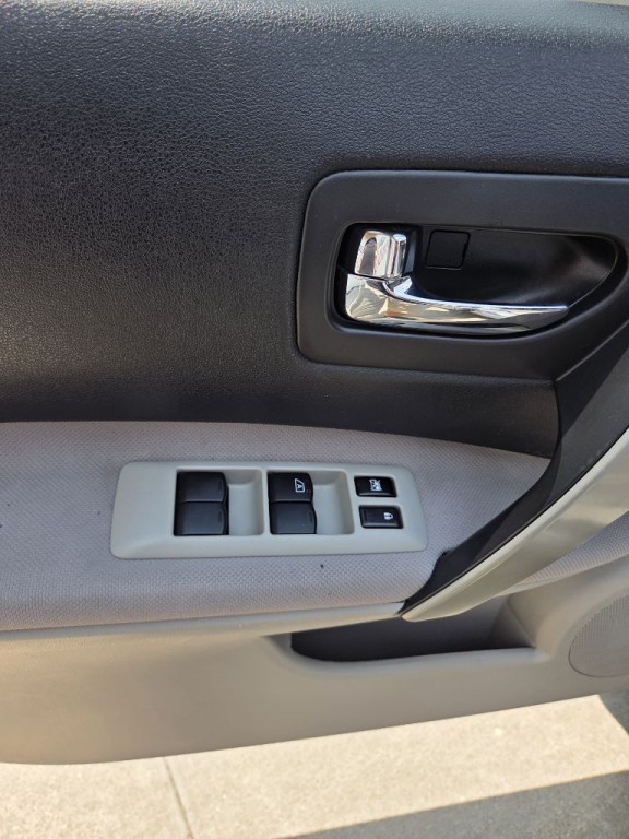 2014 Nissan Rogue Image 9