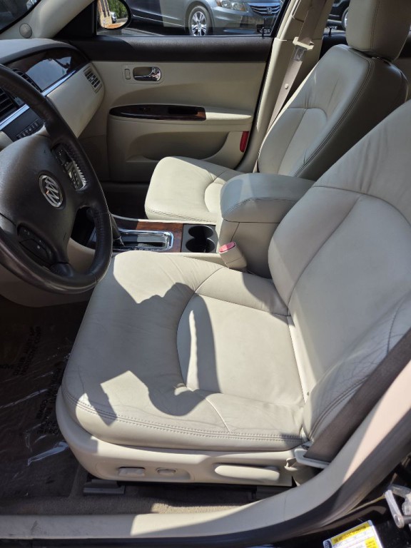 2008 Buick Lacrosse Image 11