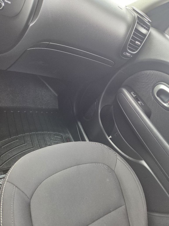 2017 Kia Soul Image 10