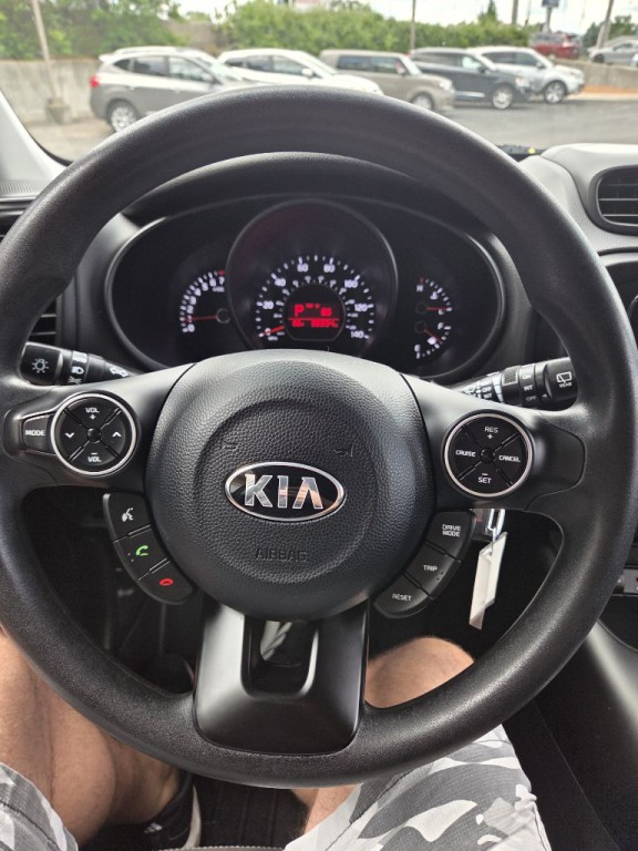 2017 Kia Soul Image 11